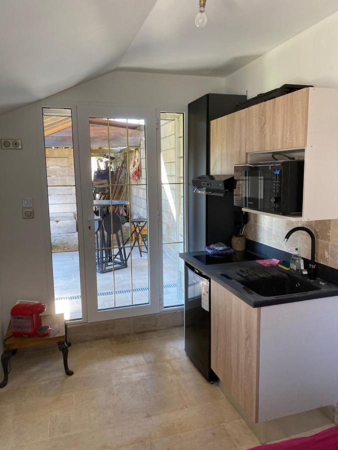 L'Entrenous Apartment Charmes  Ngoại thất bức ảnh